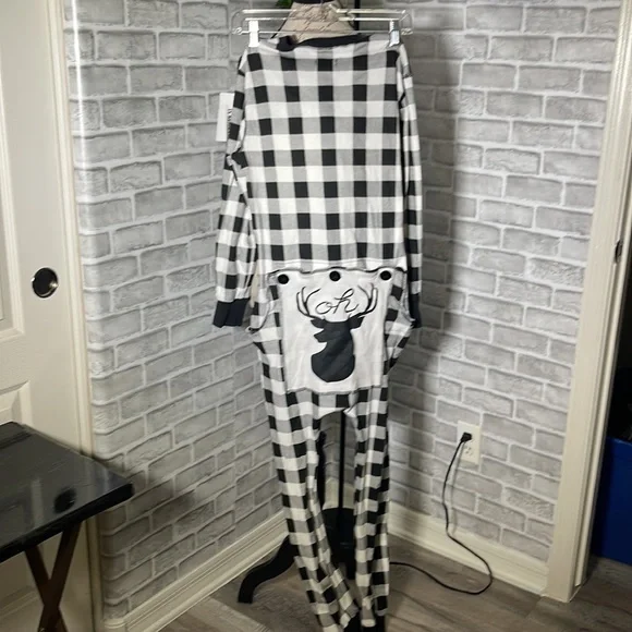 NWT Silver Lilly Oh Deer Slim Buffalo Plaid Flapjack Pajamas - Picture 5 of 17